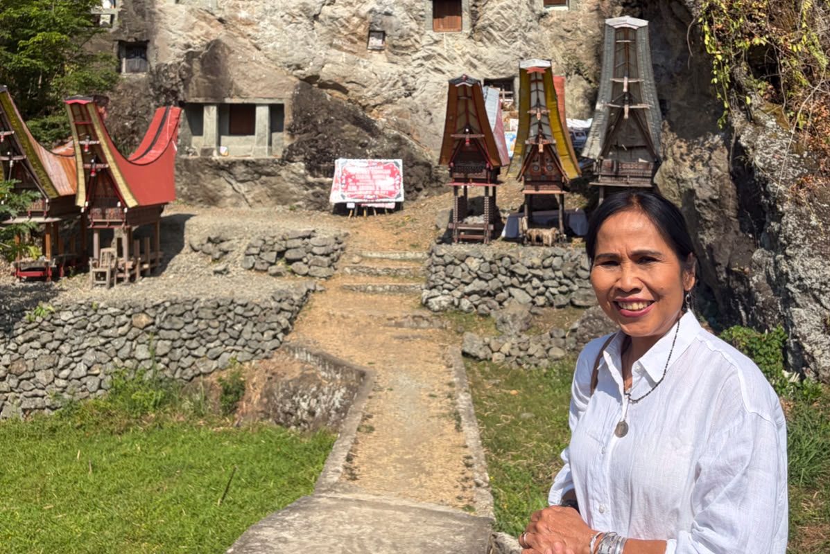 A Little About Me — Diana, Your Guide in Toraja