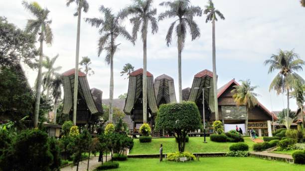 Where to Stay in Toraja: Rantepao or Makale?